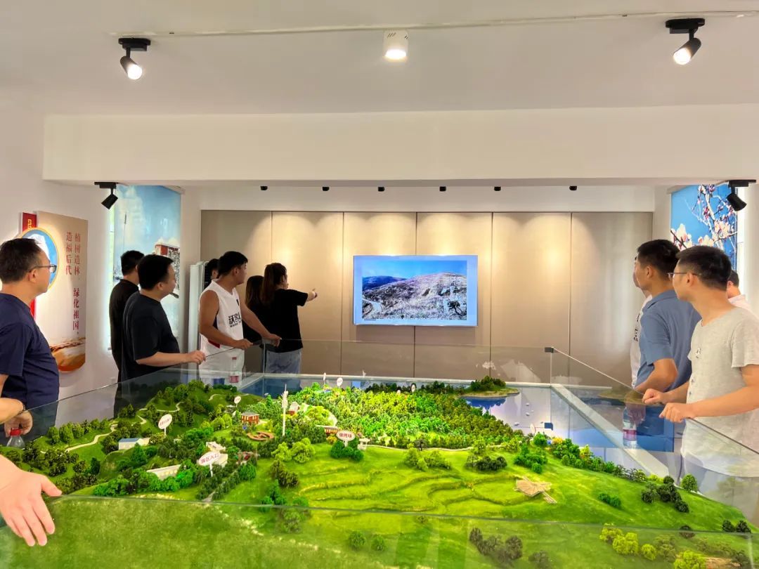 f02a50b7462cf80562f524900107cf8a.jpg f02a50b7462cf80562f524900107cf8a.jpg