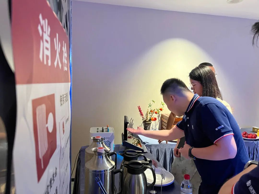 d98ecfae5ee2625e9960df685ec14b9e.jpg d98ecfae5ee2625e9960df685ec14b9e.jpg