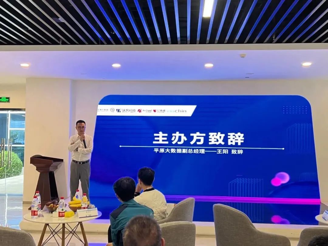 e6f5dac5665d3fe4815617a38f1a679e.jpg e6f5dac5665d3fe4815617a38f1a679e.jpg