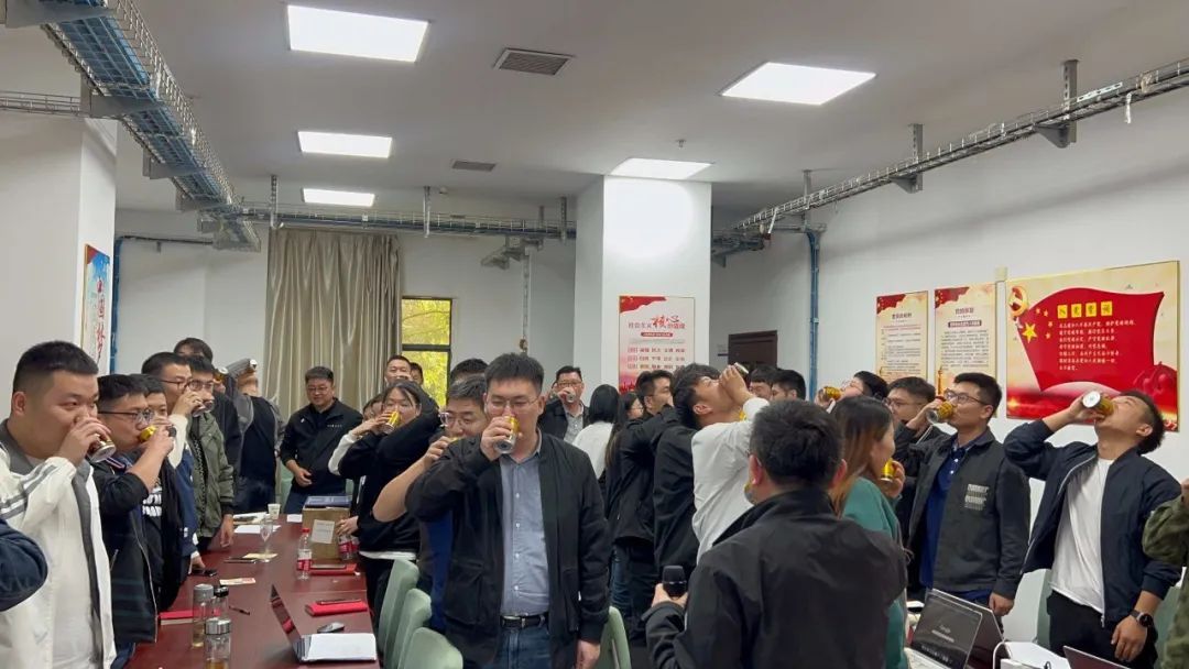 b8c38f6af8fa43a99c7f7f2e212bfe59.jpg b8c38f6af8fa43a99c7f7f2e212bfe59.jpg